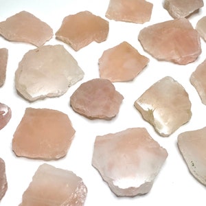Rose Quartz Crystal Top Polished