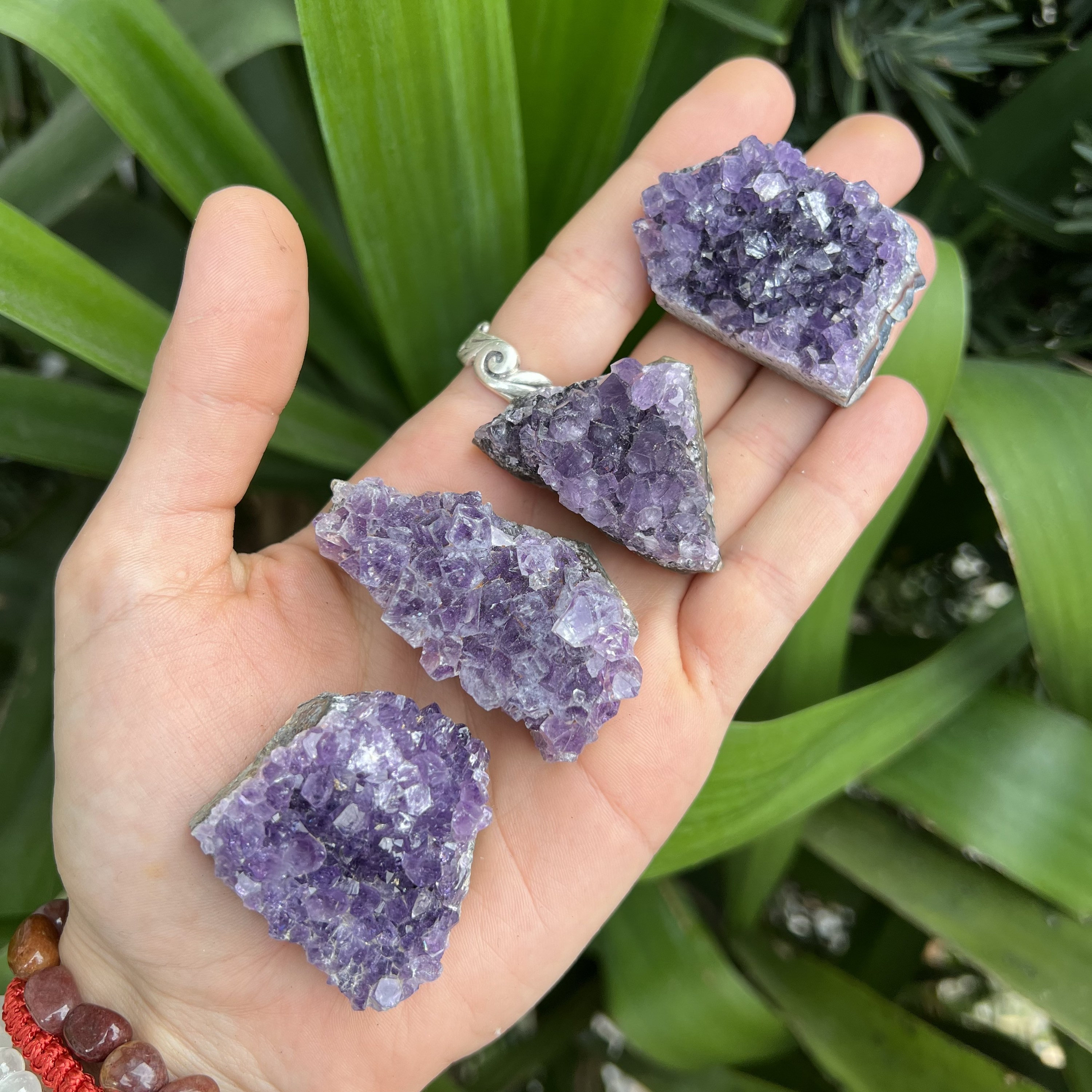 Raw Amethyst Cluster (Grade A)