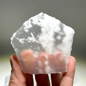 Ulexite TV Rock: Optical Crystal