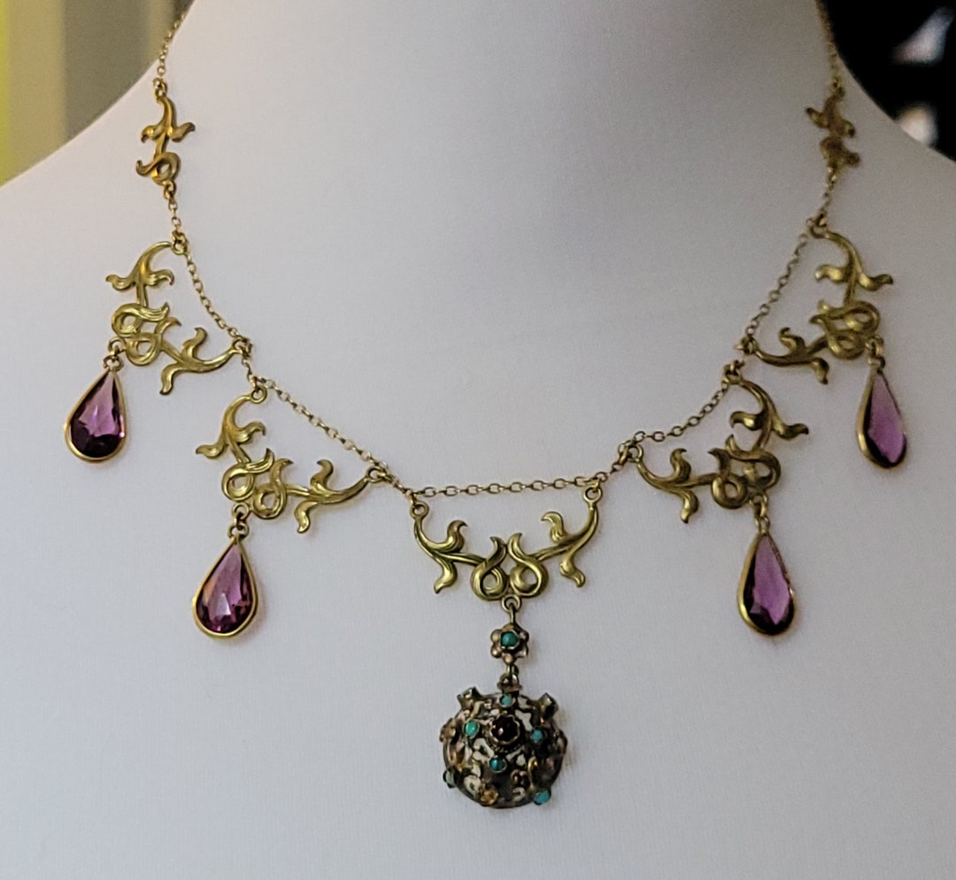 •AEON• charoite tear + gold necklace (16