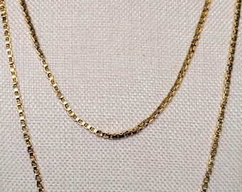 Extra long 54 inch Crown Trifari gold tone box link chain necklace