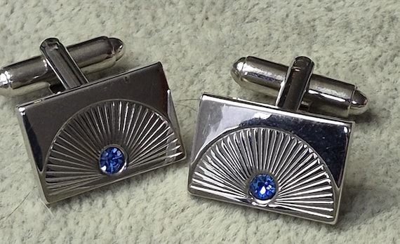 Silver tone blue stone rectangular fan cufflinks - image 3