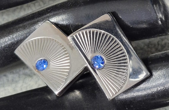 Silver tone blue stone rectangular fan cufflinks - image 2