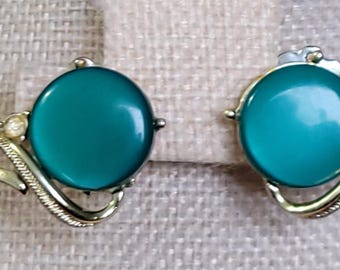 Vintage Coro Corocraft gold tone moonglow lucite and crystal clip on earrings ear clips 1 x 1.25 inch