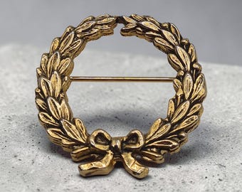 DuBerry Briar collection blackened gold tone wreath pin brooch 1.25 inch