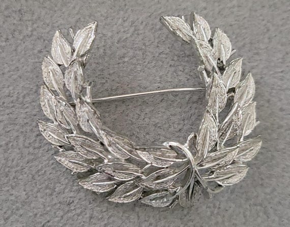Corocraft Silver Tone Brooch Vintage Corocraft Three Leave Brooch Silver Tone Satin  main image 4