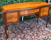 1910s Antique French Louis XV Walnut Satinwood inlaid Vanity Desk Ladies Desk