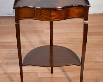 1940s English Style Mahogany side table / end table accent table