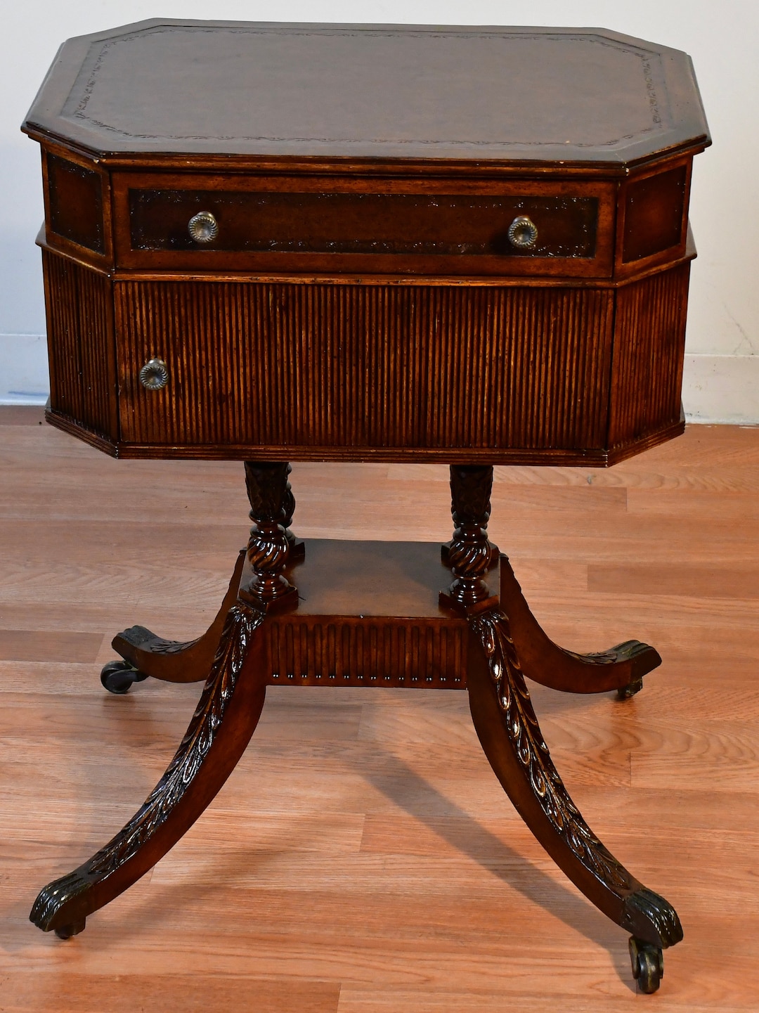 1930s Duncan Phyfe Style Mahogany Nightstand / Bedside Table Etsy