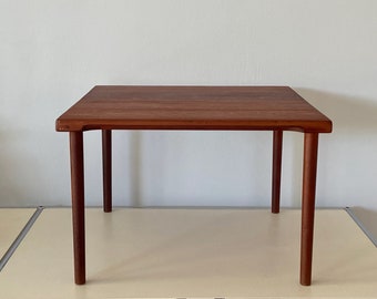 eak wood sofa table FD544 France & Son 1950s