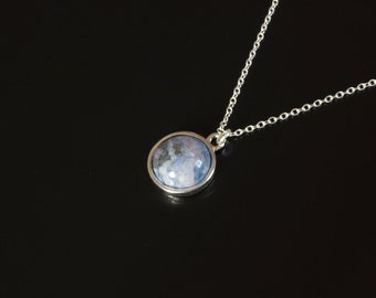 Necklace Blue sodalite Gemstone pendant Silver