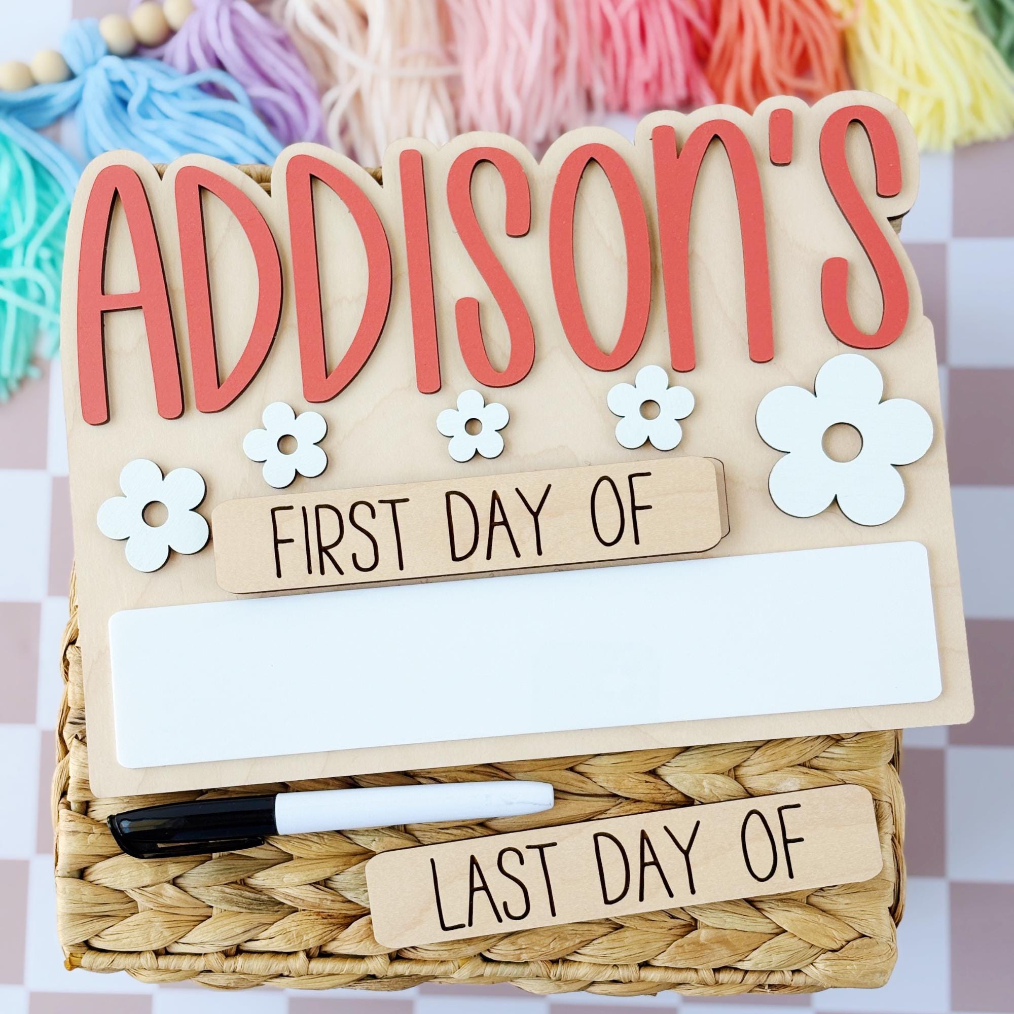 First and Last Day of School Sign, Daisy First Day of Preschool Daycare Photo Prop, Kids Back to School, Dry Erase Whiteboard School Picture