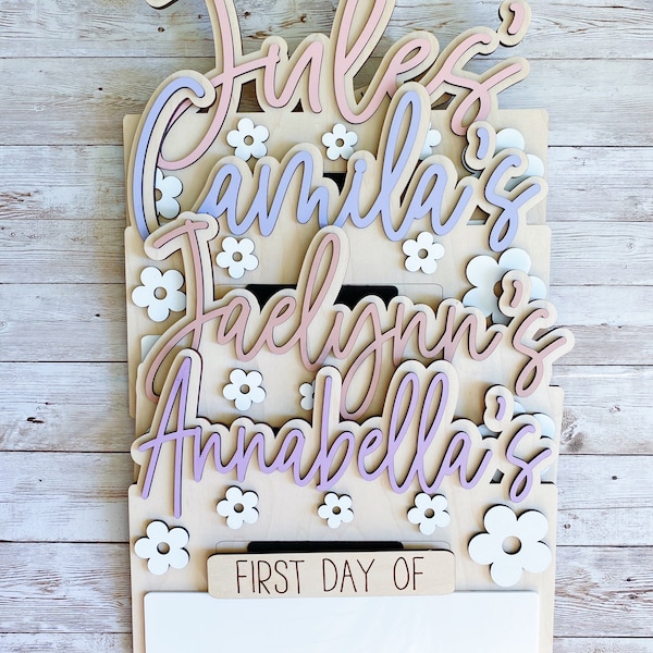 1st Day of School Sign/ Daisy First Day of School Sign/ Interchangeable Back to School Sign/ Kids First Last Day of School Sign/ Daisy Sign