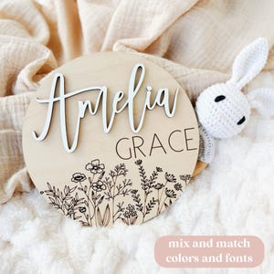 Boho Baby Name Announcement Sign Wildflower Name Circle/ Engraved Baby Name Circle Birth Announcement Sign 3D Wildflower Baby Name Sign Gift