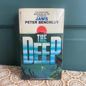 The Deep by Peter Benchley 1970s Bantam Books |  Horror Paperback
