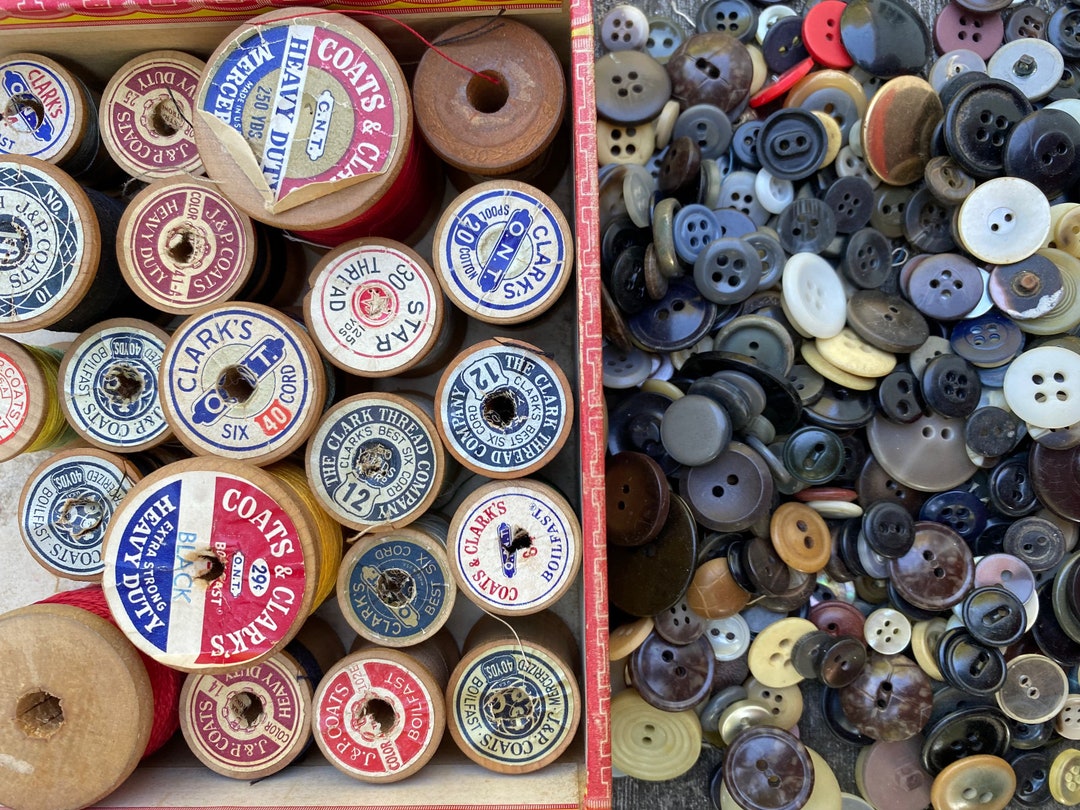 Vitnage Buttons & Wooden Spool Thread Lot - Spools for Crafting Vintage ...