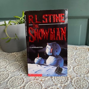 The Snowman by R. L. Stine • Scholastic Teen Horror Paperback Fiction | Spooky Horror | Used/Vintage | Winter Horror