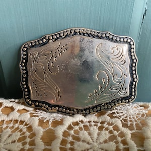 Vintage Silver Tone Belt Buckle | Worn Belt Buckle | Decorative Edges
