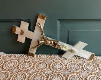 White Pearlescent Wall Crucifix | Iridescent Luster Wall Cross Crucifix White | Vintage 1960s-1970s | Molded Plastic