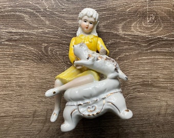 Bing & Grøndahl 2333 Girl With Cat and Dog Figurine | Vintage