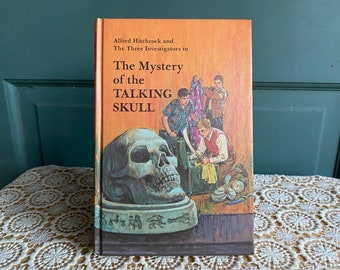 The Mystery of the Talking Skull - Alfred Hitchcock and The Three Investigators Paperback  | Vintage Hitchcock Hardcover Books