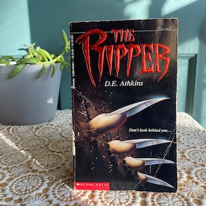 D.E Athkins THE RIPPER Point Horror 90s Horror Book | Jr. Teen Horror Paperback Fiction | Spooky Horror Books | Used/Vintage