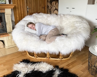 Double outlet bowl chair