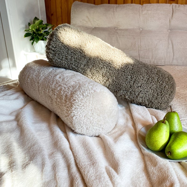 Lockiges Merino Nackenrolle | Teddy-Kissen | Langes Nackenkissen | Boucle Dekokissen | Lendenkissen | Dekokissen | Sofakissen