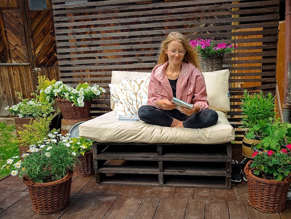 Water resistant pallet cushions hotsell