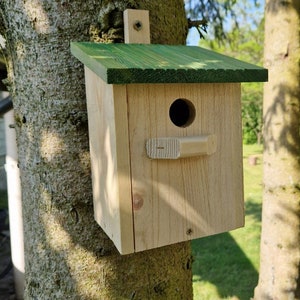 Casa para pájaros / Comedero de madera para pájaros con personalización / Observación de aves / Comedero de madera único para pájaros / Regalo para amantes de las aves