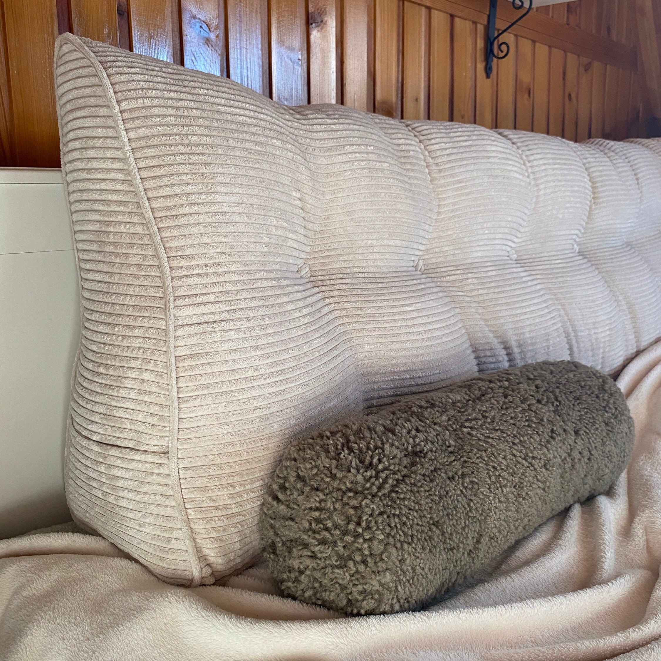 Coussin Cale Dos Velours Confortable Coussin Triangulaire De Dossier - 45x45x20 Cm - Velours, Rembourrage PP Coton - Pour Lit, Canapé, Lecture Oreiller De Lecture Pour Lit