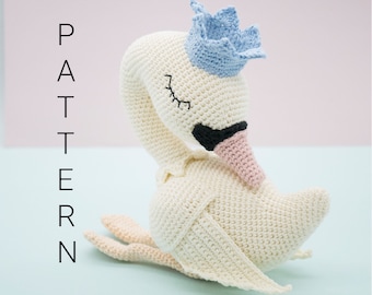 Amigurumi crochet pattern - Victoria the swan bird from Amigurumi Treasures book (ENGLISH ONLY)