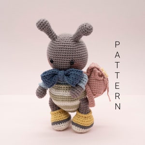 Amigurumi crochet pattern Stan the ant ENGLISH ONLY image 1