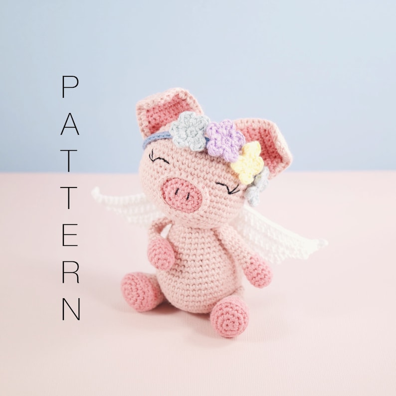 Amigurumi crochet pattern Pippa the pig angel ENGLISH ONLY image 1