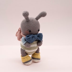 Amigurumi crochet pattern Stan the ant ENGLISH ONLY image 3