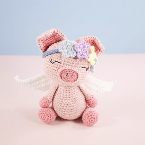 Amigurumi crochet pattern Pippa the pig angel ENGLISH ONLY image 2