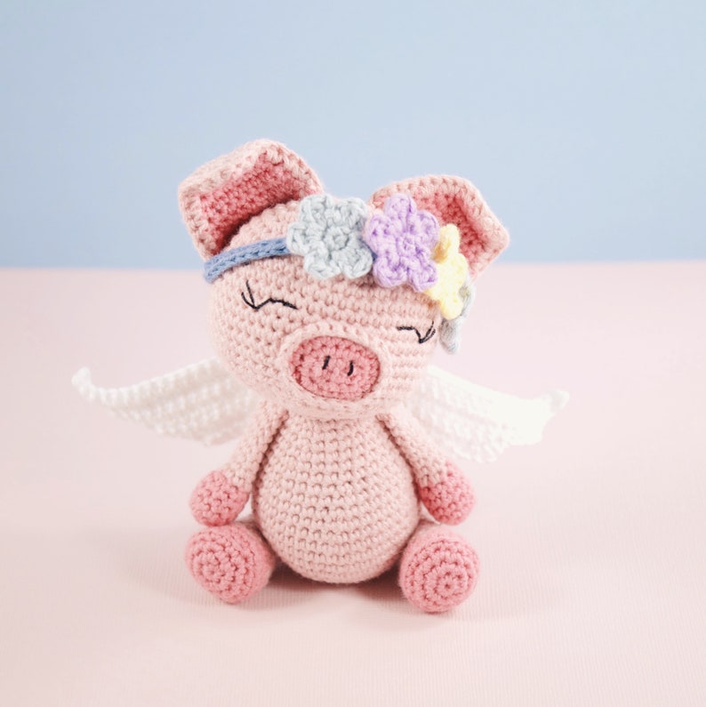 Amigurumi crochet pattern Pippa the pig angel ENGLISH ONLY image 2