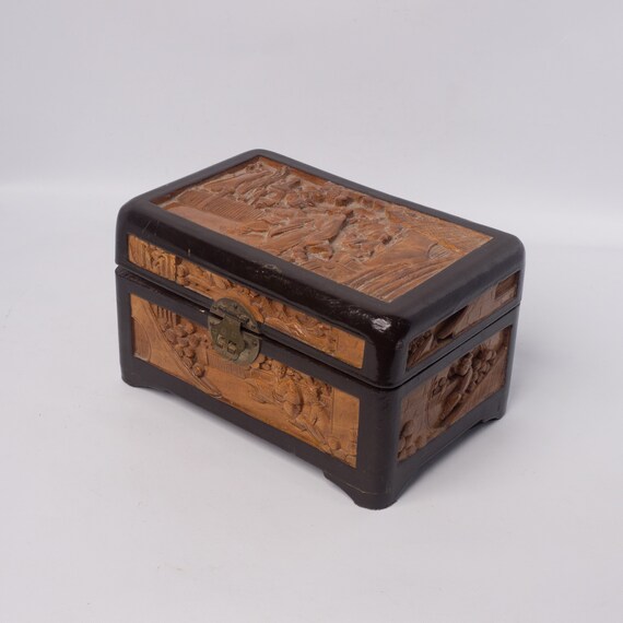 Chinese Hand Carved Wooden Jewellery/Trinket Box - image 8