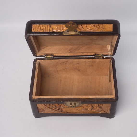 Chinese Hand Carved Wooden Jewellery/Trinket Box - image 7