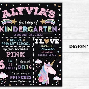 Puede incluir: Un cartel negro de pizarra con una ilustraci&oacute;n de unicornio y texto que dice "Alyvia's first day of Kindergarten - August 23, 2022 - Rivera Primary School - I love dancing, swimming, singing, riding bikes - My favorite color is pink - I am six years old - Class of 2034 - I want to be a princess when I grow up."