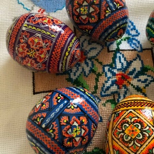 Set 6 Easter wooden eggs, Ukrainian traditional pysanky, Hand painted ornament eggs, Ukraine souvenir and gift Hand made painting image 2