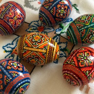 Set 6 Easter wooden eggs, Ukrainian traditional pysanky, Hand painted ornament eggs, Ukraine souvenir and gift Hand made painting image 3