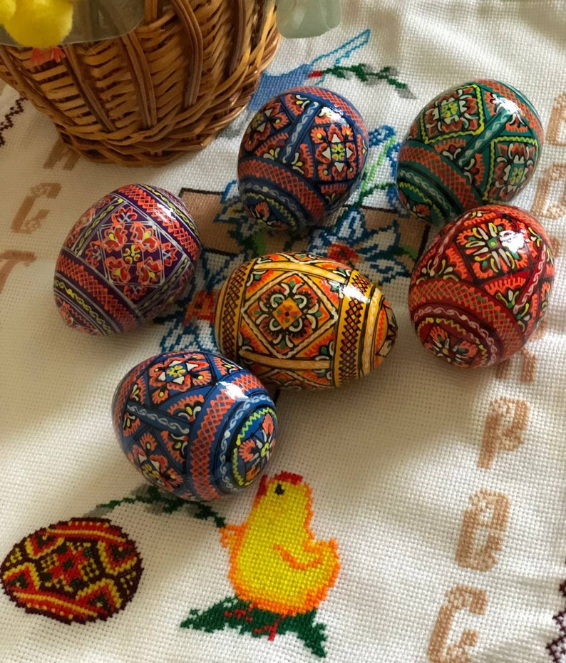 Set 6 Easter wooden eggs, Ukrainian traditional pysanky, Hand painted ornament eggs, Ukraine souvenir and gift Hand made painting image 4