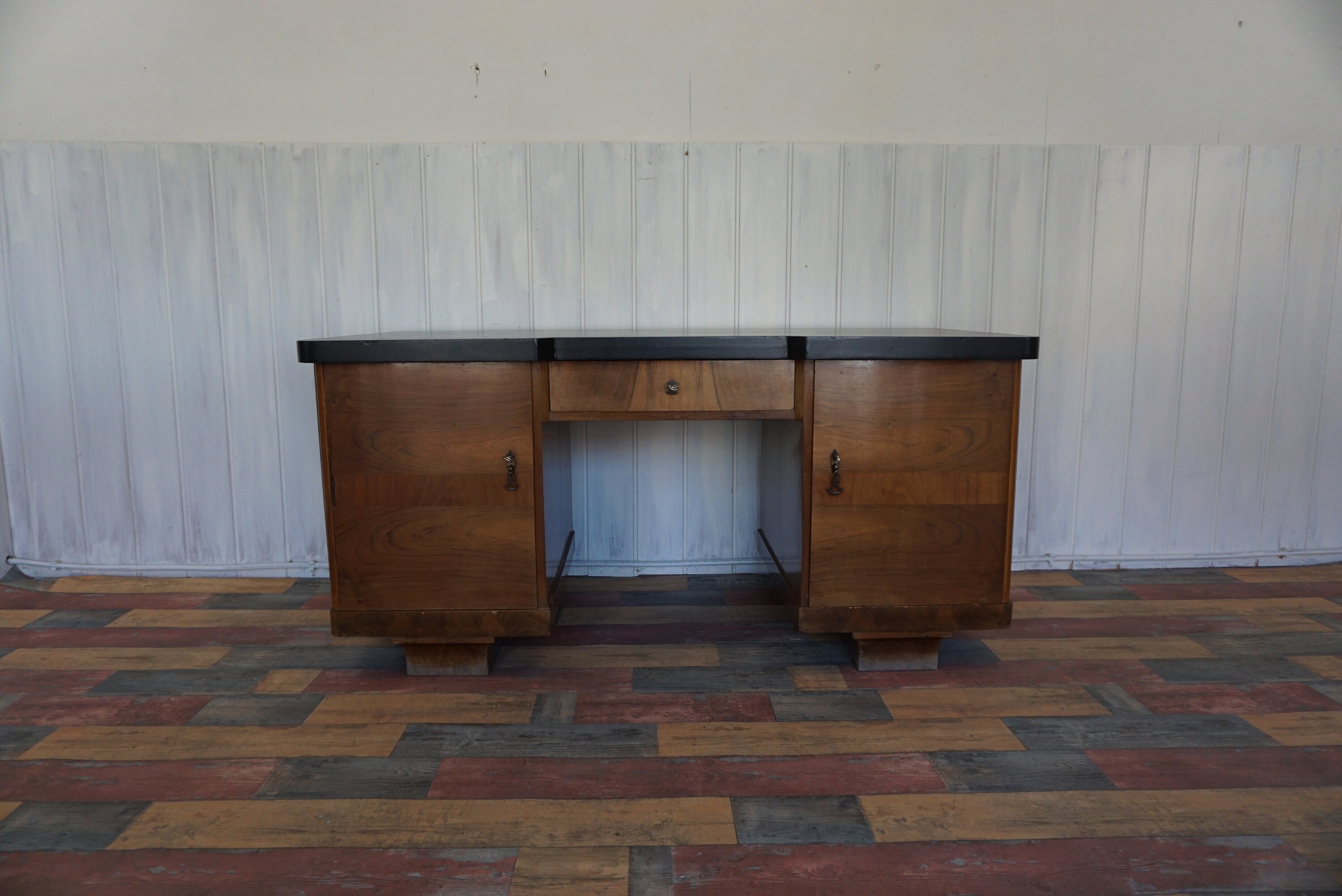 Beautiful Art Deco Desk 20s 30s Vintage