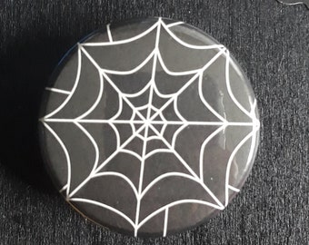 Spider-Free Spiderweb || Patchwork Pin