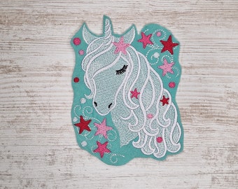 Tête de licorne avec étoiles Menthe | Tête de licorne avec étoiles menthe | Appliqué brodé | Applique pour la couture et le repassage