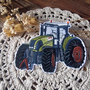 Claas Traktor Patch zum Aufbügeln  Aufnähen| 17 x 13,5 cm| Grün
