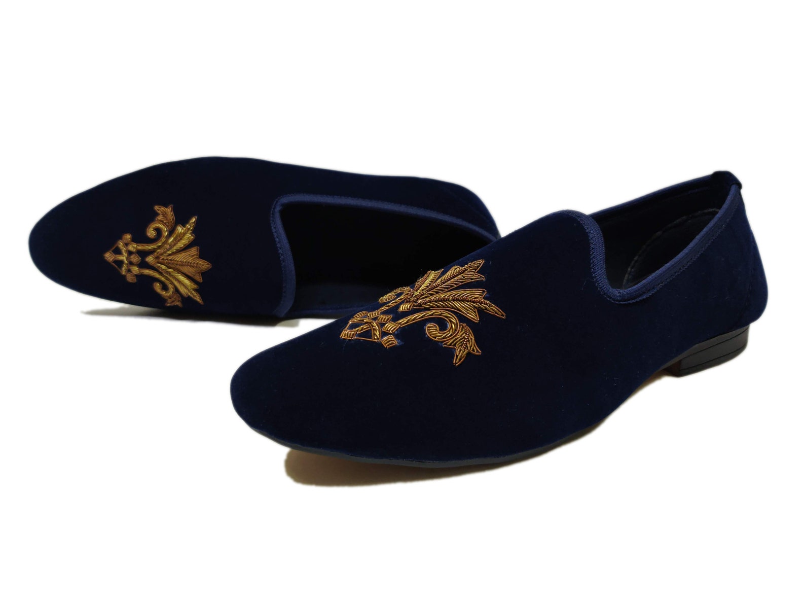 Men Luxury Hand Embroidery Zardozi Velvet Slip on Tuxedo Shoes Casual ...