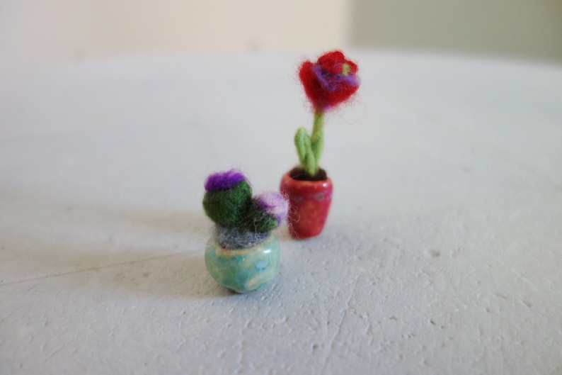 micro felted flower miniature garden plants in ceramic pot for dollhouse for collectors