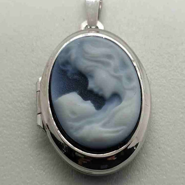 Pendentif mère avec enfant, précieux camée de pierres précieuses véritables dans un cadre médaillon photo moderne en argent ou plaqué or en pendentif